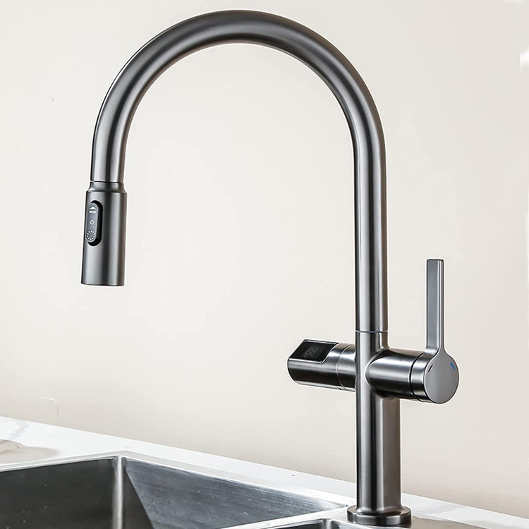 نصب شیر دیجیتال با چرخش ۳۶۰ درجه