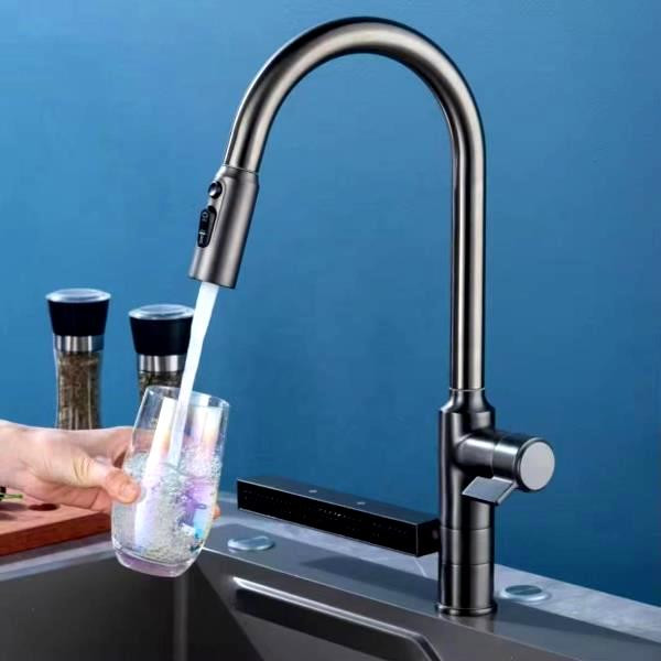 شیر ظرفشویی آبشاری 360 درجه، با نصب آسان و طراحی بروز، بهترین انتخاب برای آشپزخانههای مدرن.