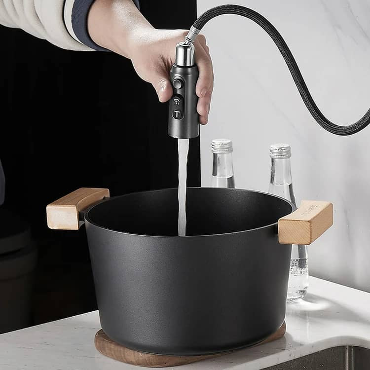 شلنگ شیر شاوری